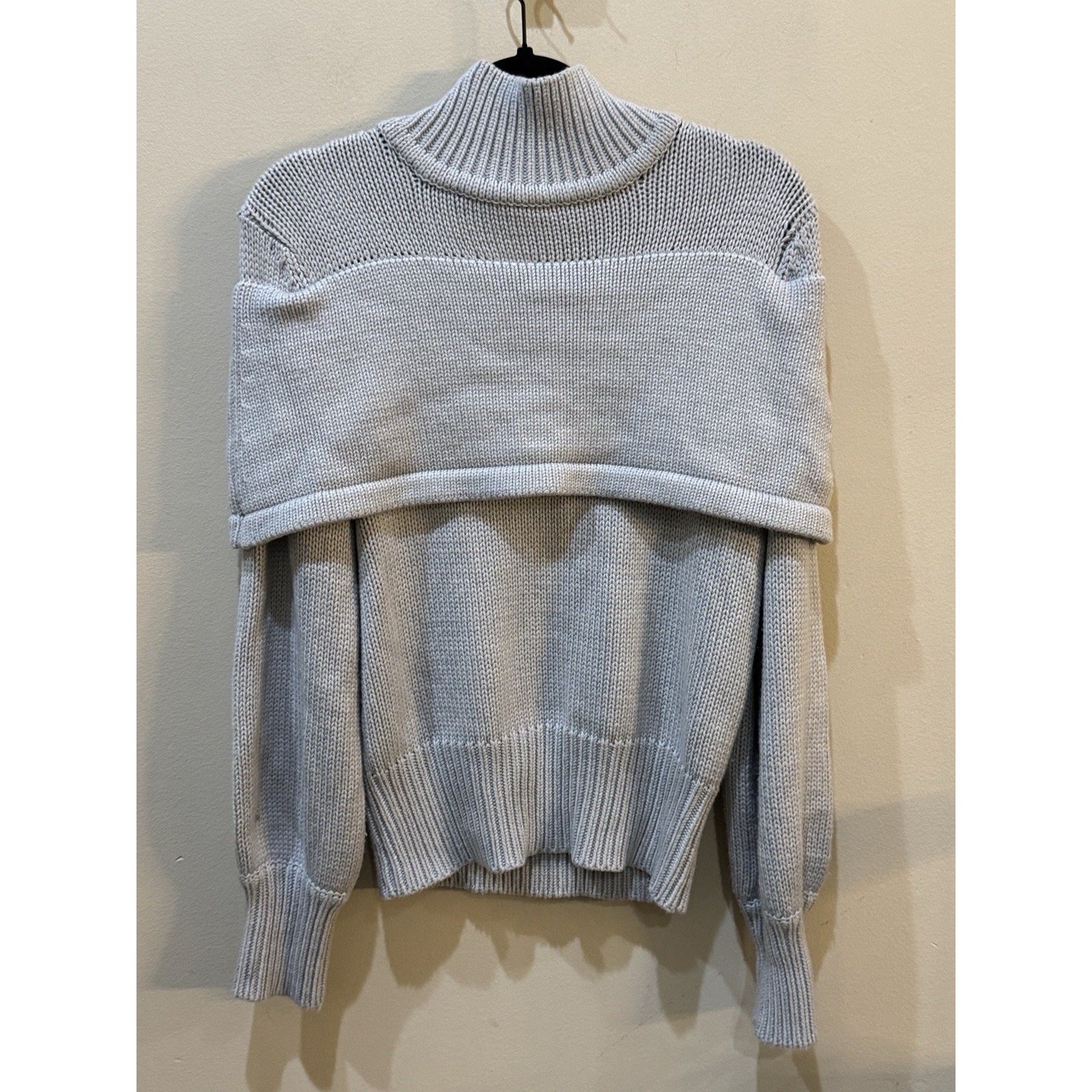 Behno Mini Cape Grey Turtleneck Sweater Size Small Layered — image 8 of 8